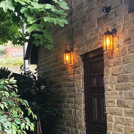 Lister Park Bradford Stylish 1Bed Coach House - Quiet & Tranquil Cottage & Parking Exterior foto